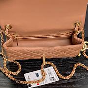 Chanel Flap bag Shiny Lambskin & Gold Plated Metal Light brown 20×13×7cm - 3