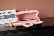 Chanel Mini flap bag Shiny Lambskin & Gold Plated Metal Light pink 13×18×7cm - 4