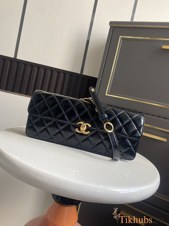 Chanel Large flap bag Glossy Lambskin & Gold Plated Metal  Black 30x18x5cm - 1