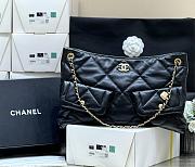 Chanekl Shopping bag Shiny Lambskin & Gold Plated Metal Black 26*38*11cm - 1