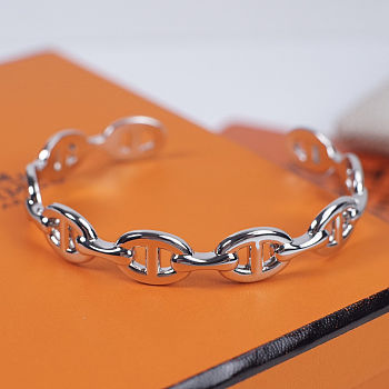Hermès Pig Nose Bracelet