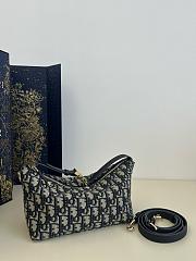 Dior Women Medium Diortravel Nomad Pouch Blue Dior Oblique Jacquard 22*9*15cm - 5