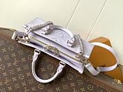 Louis Vuitton OnTheGo East West M15192 25x13x10 cm - 5