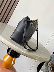 Loewe Puzzle Fold leather pouch shoulder bag in a black color 23x6.5x15.5cm - 4