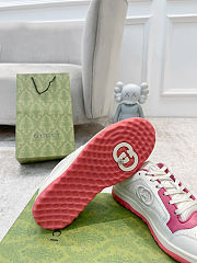 Gucci Mac80 leather low-top sneakers in white with pink  - 4