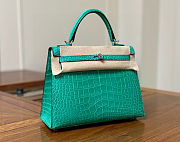 Hermes Kelly 25 Emerald Green Crocodile Leather  - 5