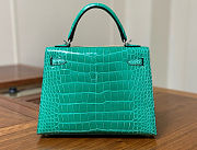 Hermes Kelly 25 Emerald Green Crocodile Leather  - 4