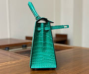 Hermes Kelly 25 Emerald Green Crocodile Leather  - 3