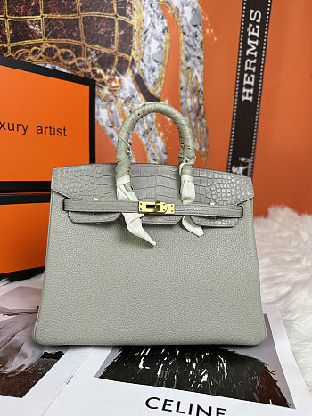 HERMES Birkin 25 Touch Matte Alligator Gris Perle Gold Hardware
