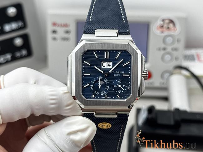 Patek Philippe Cubitus watch 5822P-001  - 1