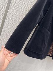 Louis Vuitton double-breasted velvet jacket  - 6