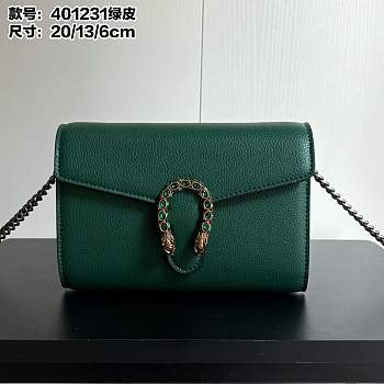 Gucci Dionysus Shoulder Bag Super Medium in Green 20 cm