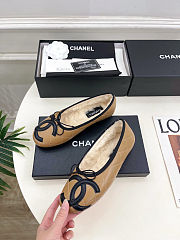 Chanel ballet flats with a black CC logo and bow  - 6
