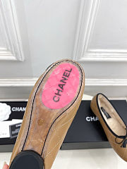 Chanel ballet flats with a black CC logo and bow  - 4