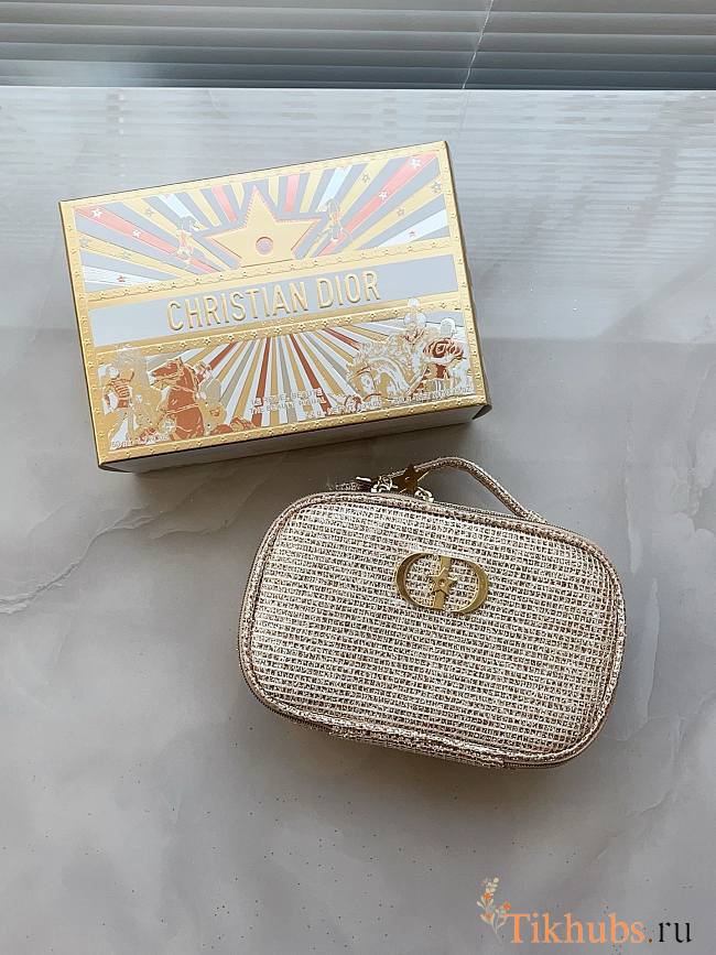 Dior holiday 2025 makeup bag - 1