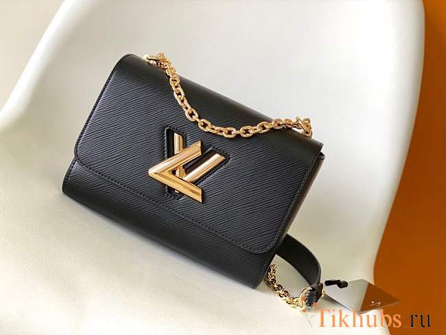 Louis Vuitton Twist MM chain bag 23 cm - 1