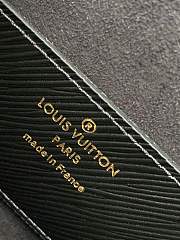 Louis Vuitton Twist MM chain bag 23 cm - 2