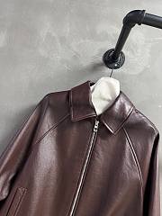 Loewe brown leather bomber jacket with a drawstring hem - 6