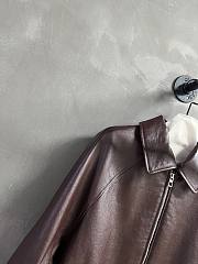 Loewe brown leather bomber jacket with a drawstring hem - 5