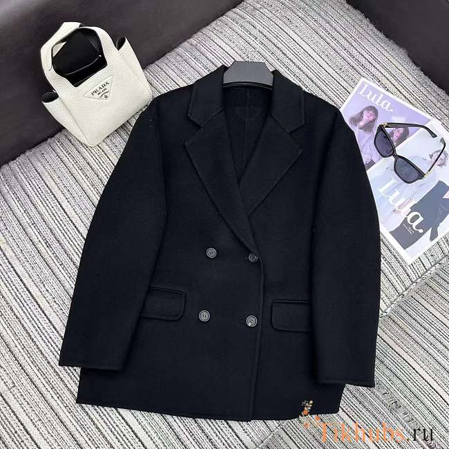 Prada women's coat, made from wool and cashmere - 1