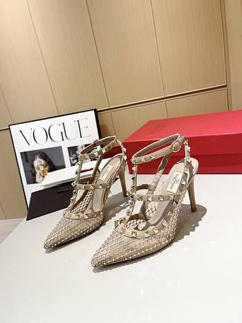 Valentino Garavani Rockstud pumps high 9.5 cm