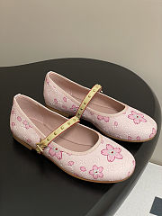  Louis Vuitton x Takashi Murakami Romy flat ballerina pump in pink monogram - 2