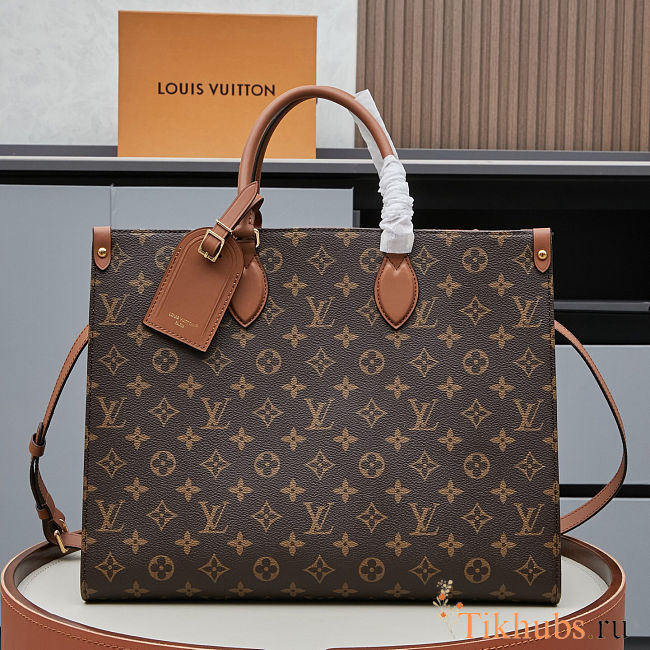 Louis Vuitton OnTheGo Organizer Bag M14235  29x16x37 cm - 1