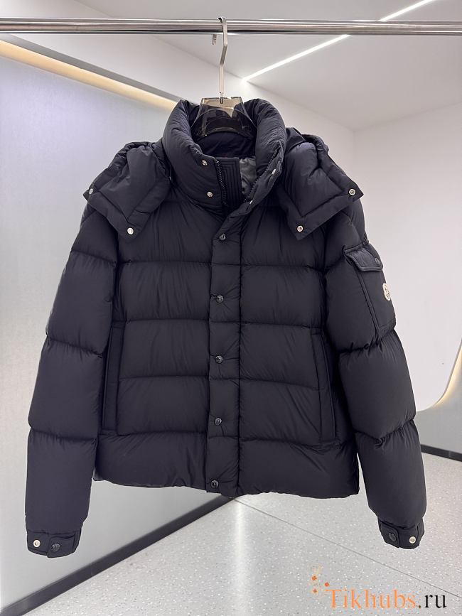 Moncler Vezere puffer jacket in black - 1