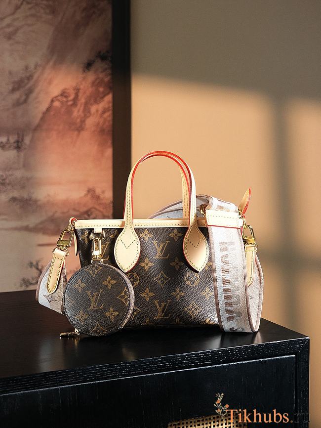 Louis Vuitton Neverfull BB Bag M46705 24x14.5x9cm - 1