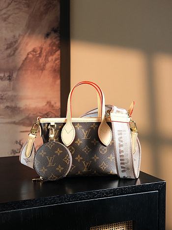 Louis Vuitton Neverfull BB Bag M46705 24x14.5x9cm
