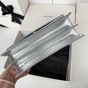 Saint Laurent Sunset bag in a metallic silver with gold hardware 22x8x16cm - 2
