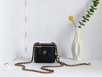 Chanel Vanity With Chain Mini Black, size 10.5 × 8.5 × 7 cm