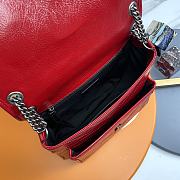Saint Laurent Niki Baby shoulder bag in red crinkled 28-21-8cm - 3