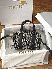  Dior Groove 20 bag in the Dior Oblique jacquard pattern 20.5 x 13.5 x 12 cm - 1