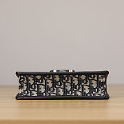 Dior 30 Montaigne East-West bag with chain 21x12x6 cm - 6