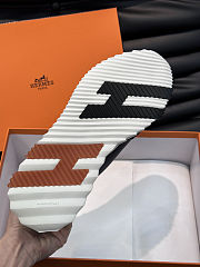 Hermès Bouncing sneakers in a navy blue - 4