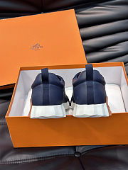 Hermès Bouncing sneakers in a navy blue - 2