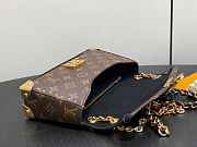 Louis Vuitton Trunkie handbag in Monogram 27×16×8cm - 4