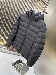 Moncler Laveraet Hooded Short Down Jacket - 6