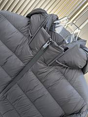 Moncler Laveraet Hooded Short Down Jacket - 2