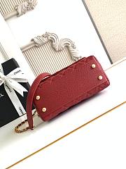 Chanel Coco Handle flap bag in red caviar leather with gold-tone hardware 19 cm - 6