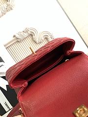 Chanel Coco Handle flap bag in red caviar leather with gold-tone hardware 19 cm - 4