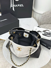 Chanel 25 color block shopping bag in grey suede and black leather24x35x14 cm - 3