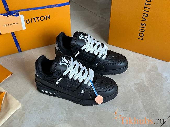 Louis Vuitton LV Trainers ‘Black’ - 1