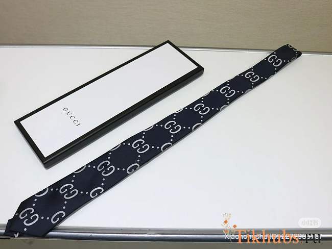 Gucci GG logo tie in navy blue. - 1