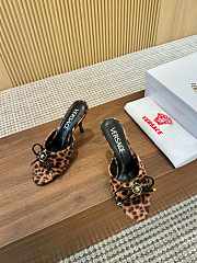 Versace 85mm Opera Bow leopard-print mules - 2