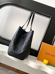 Louis Vuitton All In One MM tote bag in black 56.5x30.5x 17 cm - 4
