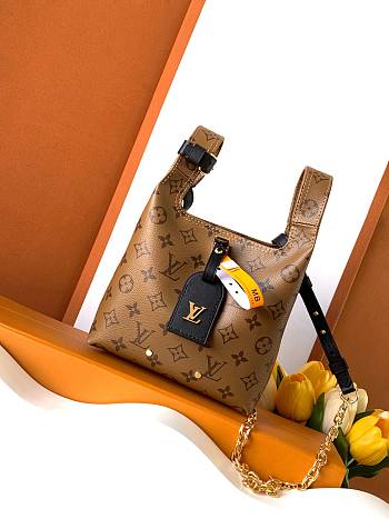 Louis Vuitton Monogram Reverse Atlantis BB Handbag Brown 17.0 x 17.0 x 7.0 