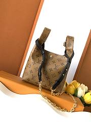 Louis Vuitton Monogram Reverse Atlantis BB Handbag Brown 17.0 x 17.0 x 7.0  - 4