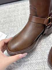 Chloé Dakota brown leather biker boots with gold-tone hardware - 4